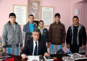 Başarıya ödüllü destek